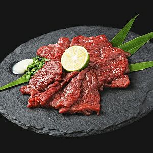 御殿場高原馬刺しスライス